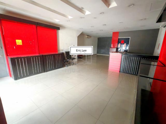 3 Storey Shoplot Perai Jaya Megamall For Rent 1