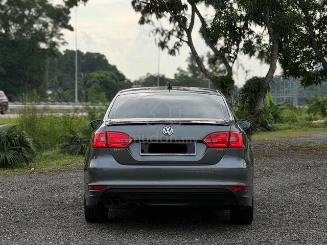 2015 Volkswagen JETTA 1.4 TSI ‼️TipTop Condition‼️ - 4