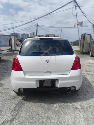 2005 Suzuki SWIFT - 2