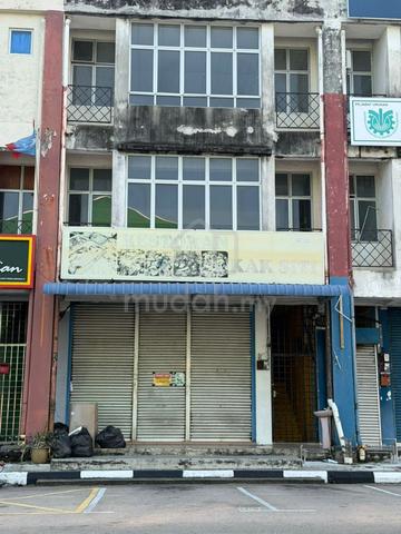 Shop lot 1