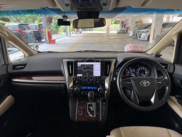 2022 Toyota ALPHARD 2.5 X (A) Grade 4.5B - 5