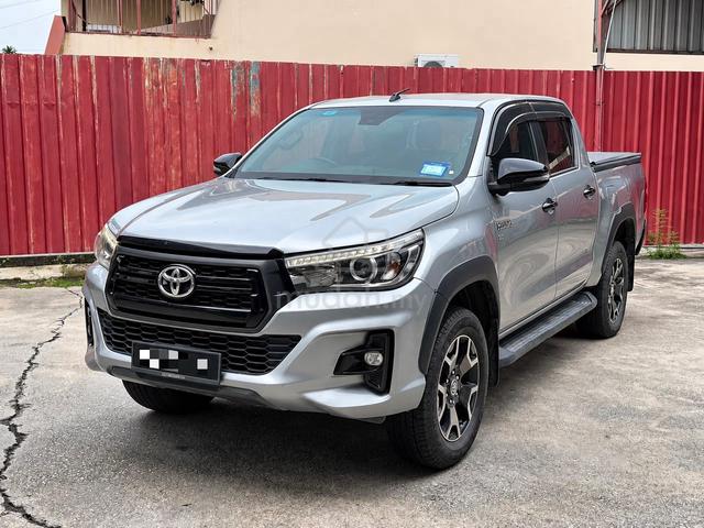 2020 Toyota HILUX 2.8 BLACK EDITION (A) LOAN KEDAI - 3