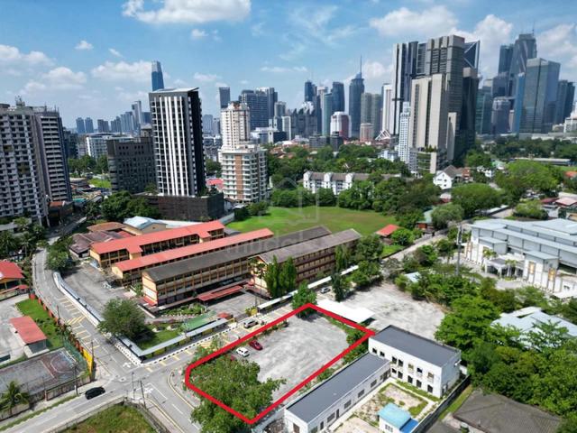 CORNER LAND ✅️  JALAN DAMAI area, MAINROAD FRONTING 1