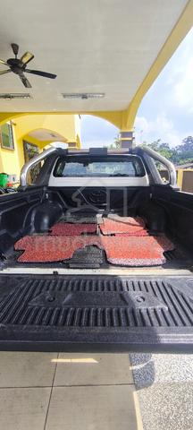 2015 Toyota HILUX 2.5 G TRD SPORTIVO (A) - 4
