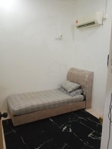 Bilik Master Non-sharing Aircond 1