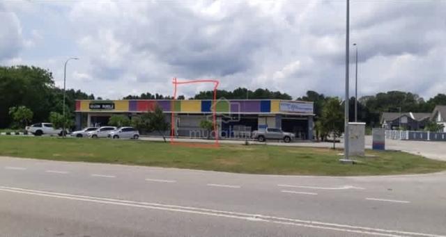 Kedai Setingkat Balok Kuantan 1
