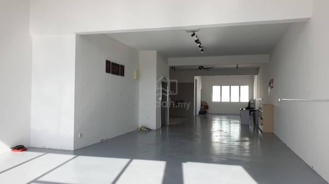 Metropark @ Bandar Sri Sendayan Seremban First Floor Shoplot for Rent 1