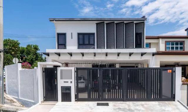 Owner Pindah Sabah!! {Bulanan RM1800} 38X70 Semi D| Sepang 1