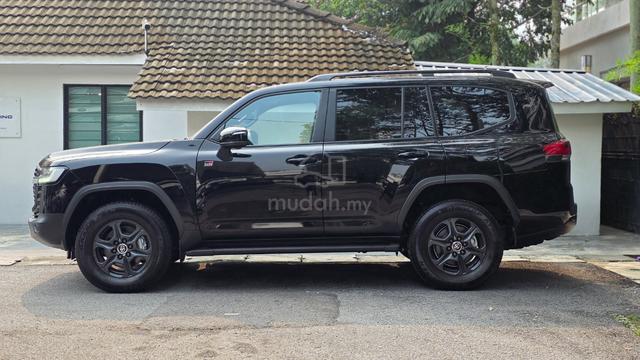 2023 [LOW MILEAGE 5A] Toyota LAND CRUISER GR SPORT - 3