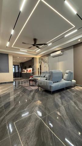 Fully ID Renovated Bandar Botanic Penga Klang 3 Sty Terrace House 1