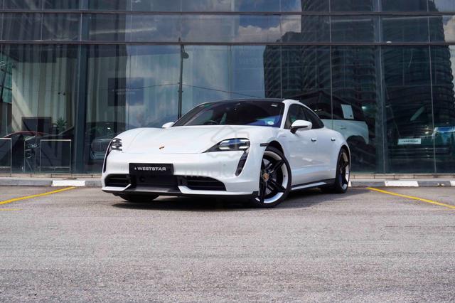 2021 Porsche TAYCAN 10.0 TURBO DD (A) - 4
