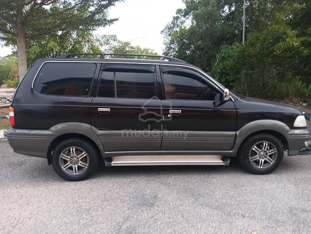 2004 Toyota UNSER 1.8 LGX (A) - 1