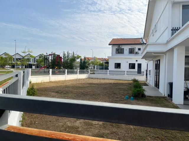 Double Storey Terrace, Setia Alam Sari, Bangi, Selangor. 1