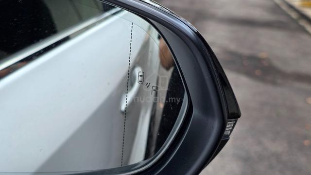 GRADE 5 2021 Lexus NX300 2.0 SPICE & CHIC 4CAM BSM - 3