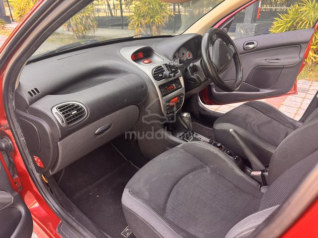 2012 Peugeot 207 1.6 (A) - 4