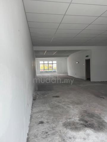 Pulai Mutiara 1st Floor Shoplot for Rent (Facing Main Road) 1