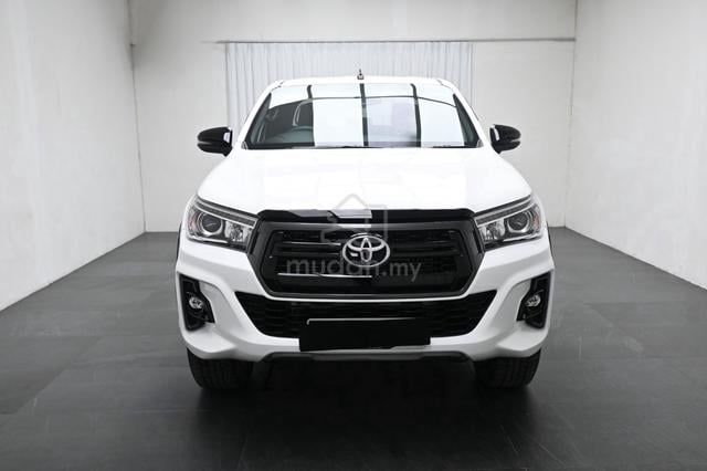 2020 Toyota HILUX 2.8 BLACK EDITION MIL-16K FSR - 2