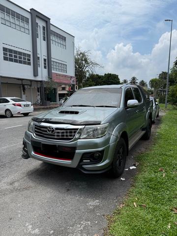 2012 Toyota HILUX 2.5 G (A) - 1