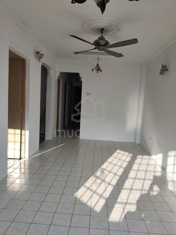 Apartment Permai (Damansara Damai) 1