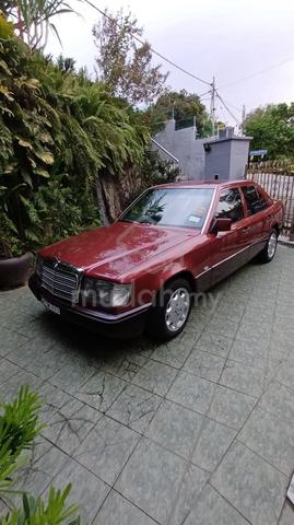 Mercedes Benz W124 230E (A) - 3