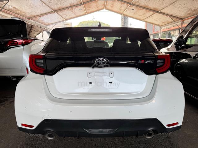 2022 Toyota GR YARIS 1.5 RS (A) - 4