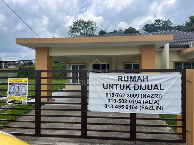 Rumah berkembar satu tingkat untuk dijual 1