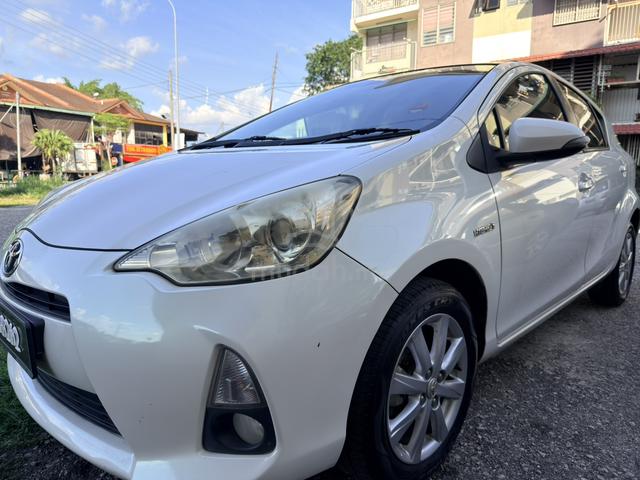 2012 Toyota PRIUS C 1.5 (HYBRID) NHP10R (A) - 2