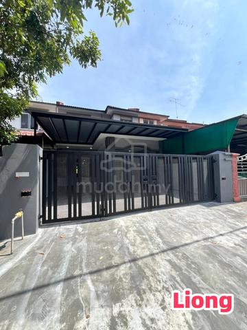 taman Sri putri kulai fully renovated 22x70 5B3B south west new 1