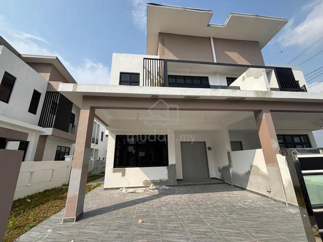 Taman Pulai Bestari Cluster House For Sale 1
