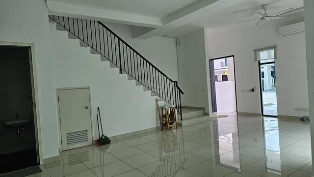 Eco Horizon Camdon Partial Furnish New Unit at Batu Kawan for Rent 1