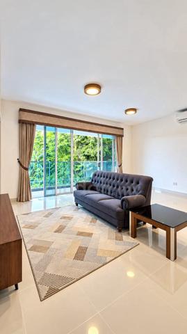 FOR SALE | Bay Residence | 4 Parking Lot | Spacious Unit | Low Density 1