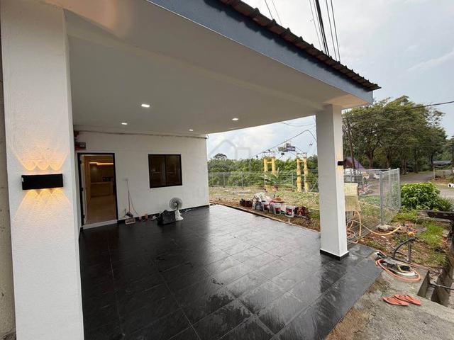 SIMPANG RENGGAM(TAMAN INTAN)‼️CORNERLOT BESAR(Murah)‼️RENOVATE BARU🤩 1