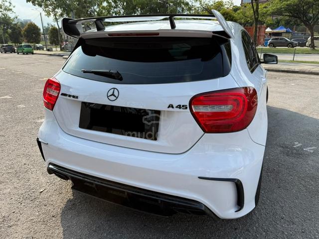 Mercedes Benz A250 2.0 AMG LINE *A45 BODYKIT - 2