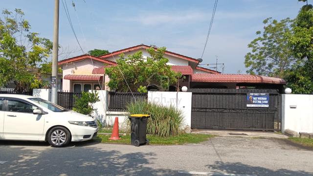 Banglo Taman Intan Sitiawan Manjung Perak 1