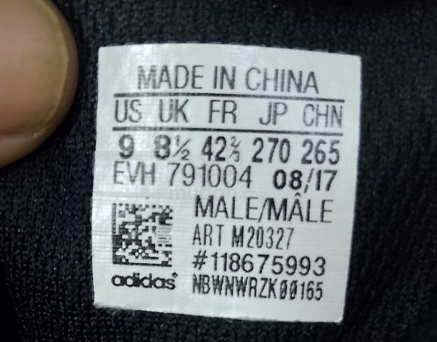 Adidas (8.5uk) - photo 5 of 6