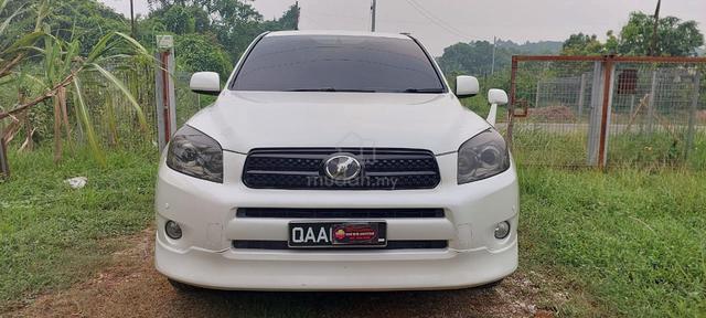 Toyota Rav4 VVTI 2.4 A (2009) - 1
