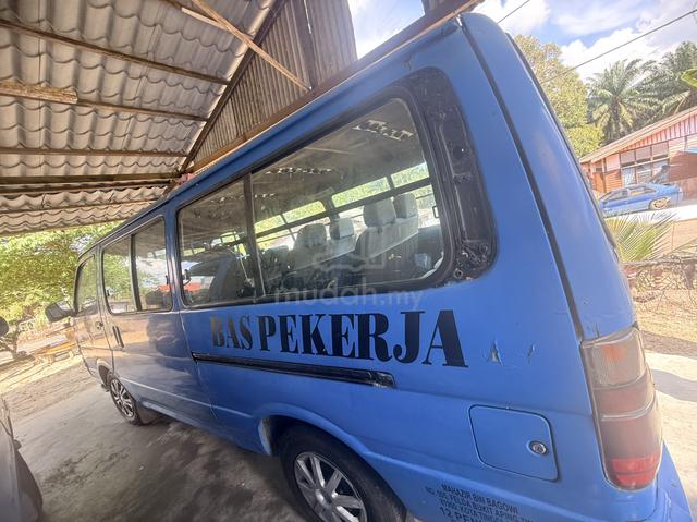 1996 Toyota HIACE 3.0 (M) - 4
