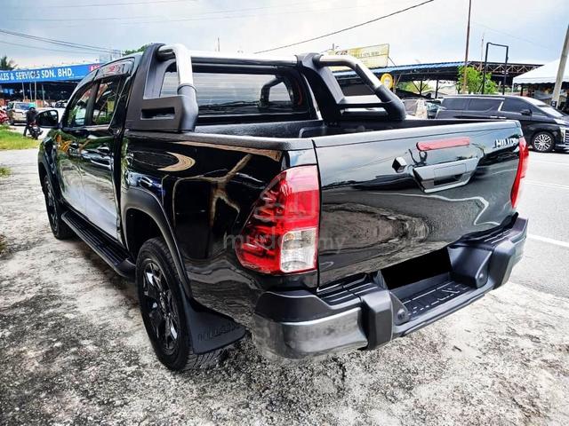 Toyota HILUX 2.8(A)REVO BLACK-EDI VNT 4X4 pickups - 5