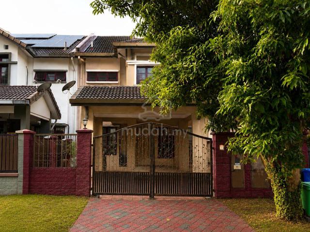 Double Storey House, Jalan Adang, Bukit Jelutong, Shah Alam 1