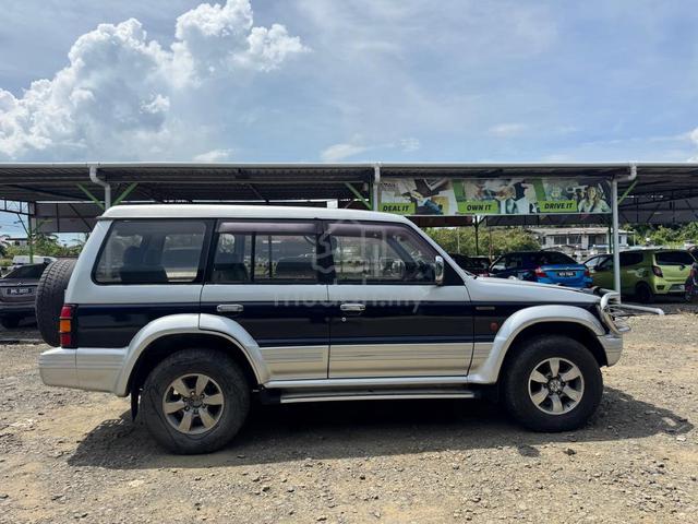 1994 Mitsubishi PAJERO 2.5 (M) - 4
