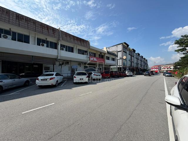 2 Storey Shop lot kota tinggi 1