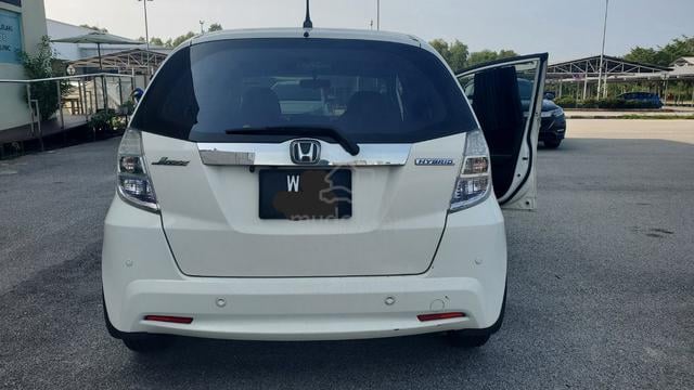 2013 Honda JAZZ 1.3 (HYBRID) FACELIFT (A) - 2