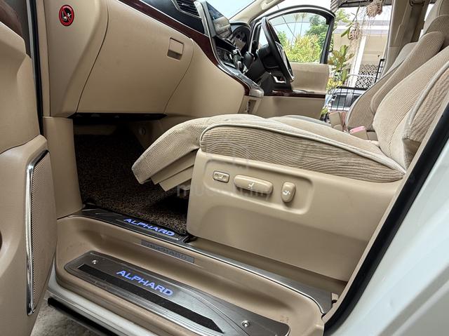 Toyota ALPHARD 2.4 7seater - 4