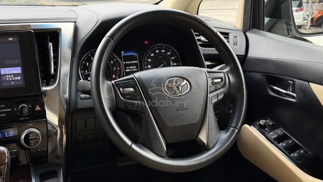 Toyota ALPHARD 2.5 X FULL LOAN - 4