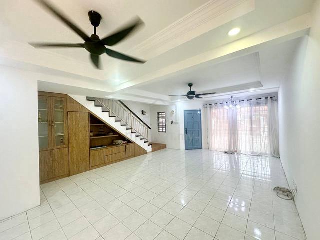 RENOVATED🔥2 Storey Terrace Taman Cheras Idaman Kajang 4