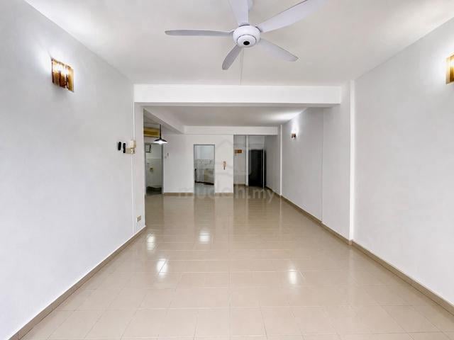 Kyoto Gardens Condominium 1