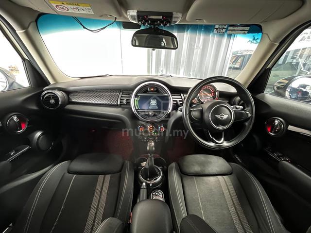 Mini Cooper S 2.0 F55 4 Doors Low Mileage - 5