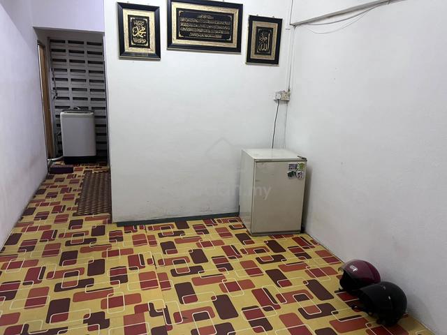 Halaman Damai 1