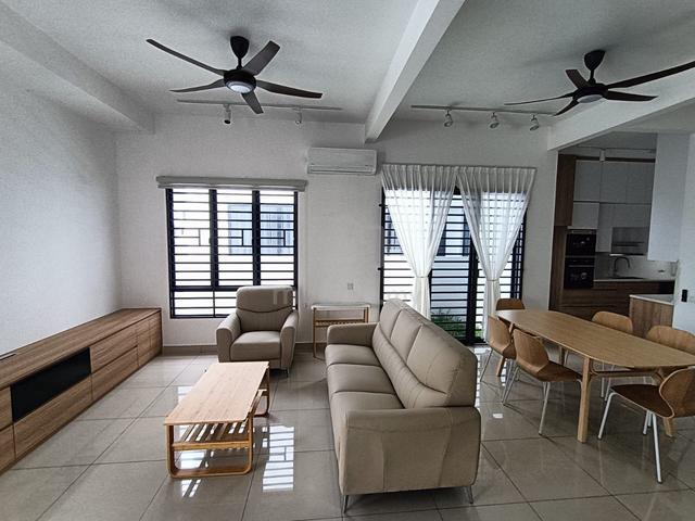 Eco Horizon Camdon 2 storey Garden Home Fully Furnished Renovated 1