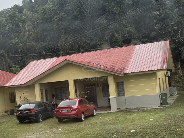 Rumah Semi D Sg Merab 1